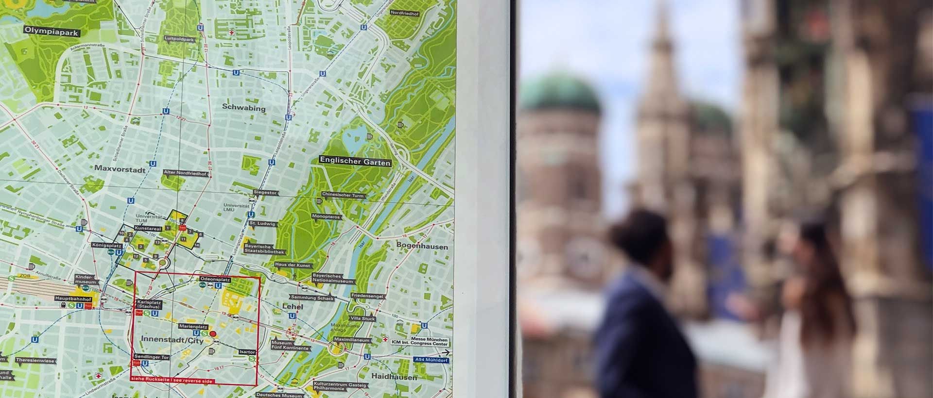 München Plan und Blick auf Marienplatz